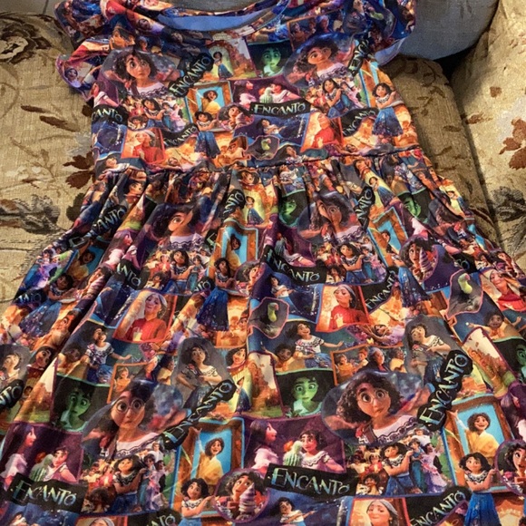 Handmade Encanto Dress - Picture 5 of 7